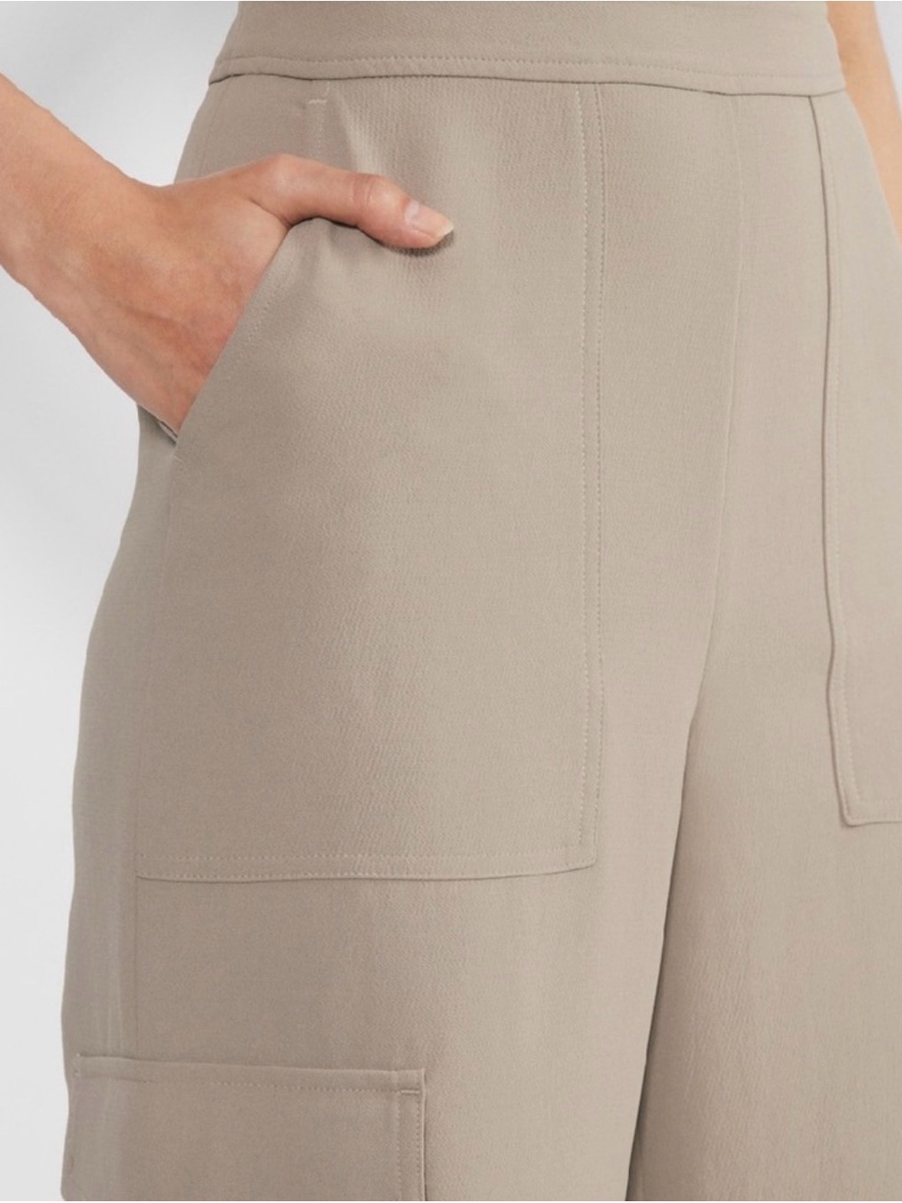ARITZIA Wilfred Cordial Cargo Jumpsuit - Picture 2 of 8